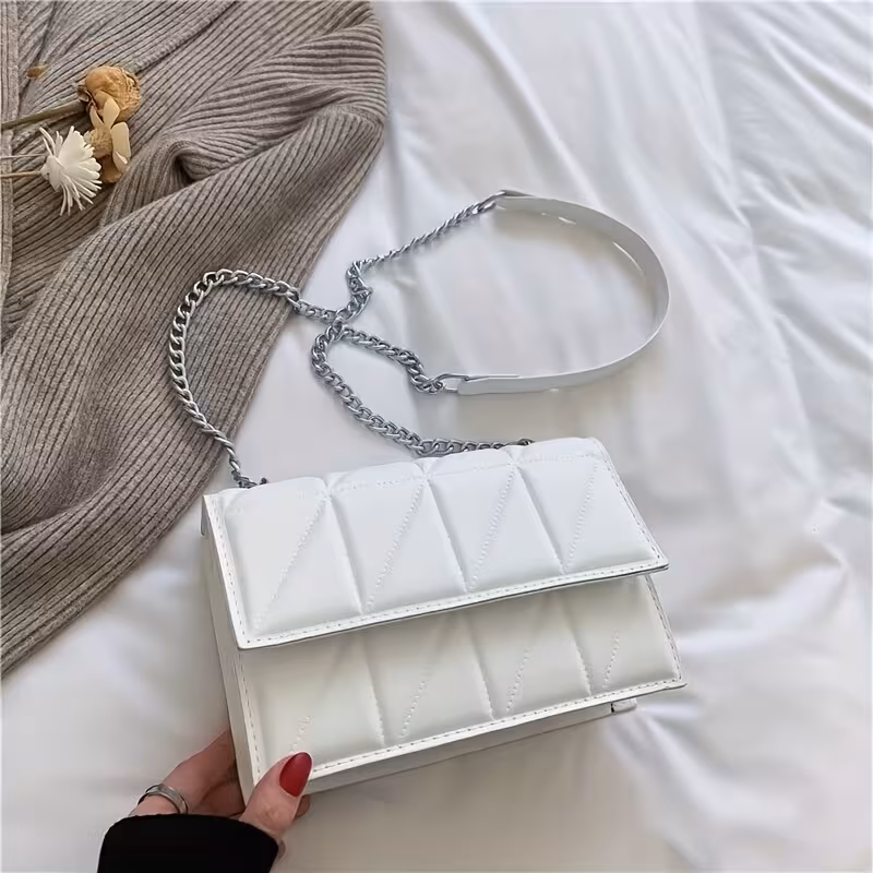 Spliced Chain Open Square Bag